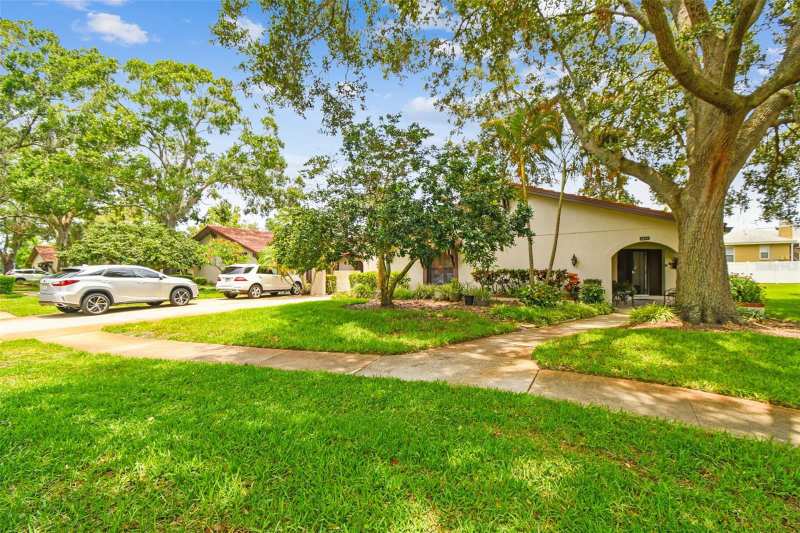 2 bedroom Villa at 3476 Tarpon Woods Boulevard, Tarpon Woods Condo 4, Palm Harbor — photo 1