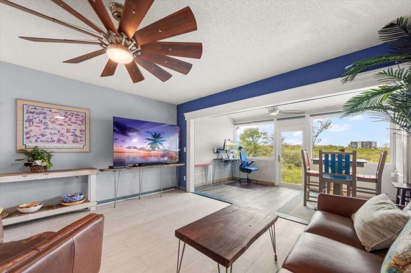 3 bedroom Townhouse at 9434 Tara Cay Court #25, Tara Cay II, Seminole — photo 2