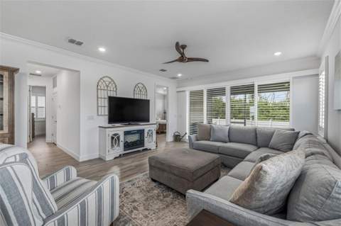 1065 Signet Drive, Apollo Beach FL - photo 17 of 56