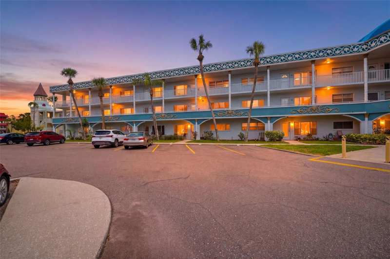 2 bedroom Condominium at 2381 Ecuadorian Way #45, On Top Of The World, Clearwater — photo 1