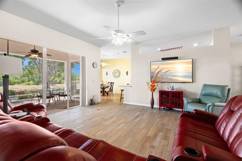 3 bedroom Single Family Residence at 1134 Signature Drive, Sun City Center Unit 259, Sun City Center — photo 5