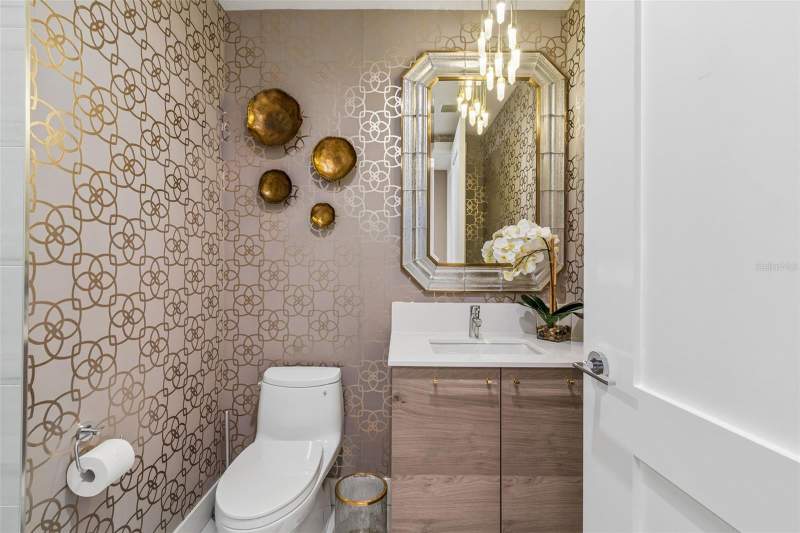 2 bedroom Condominium at 2103 Bayshore Boulevard #1203, Hyde Park House Condominium, Tampa — photo 5
