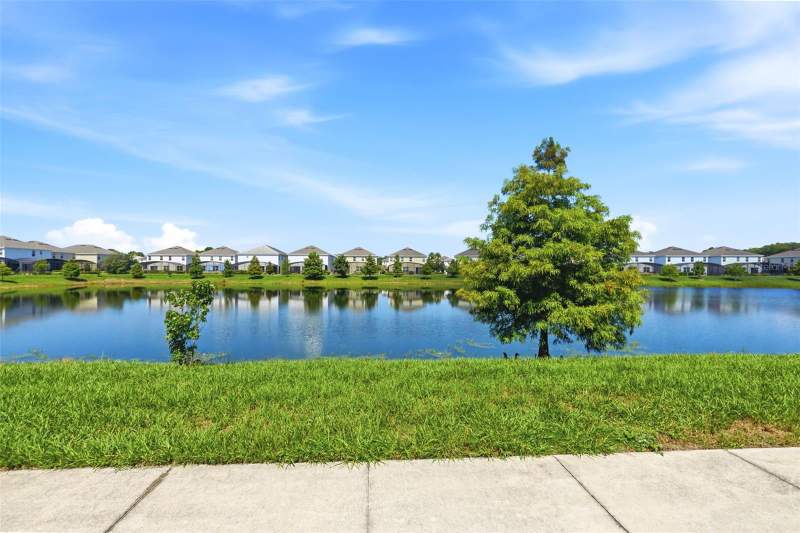 5 bedroom Single Family Residence at 4454 Monado Drive, Bellavida Ph 2C, Kissimmee — photo 3