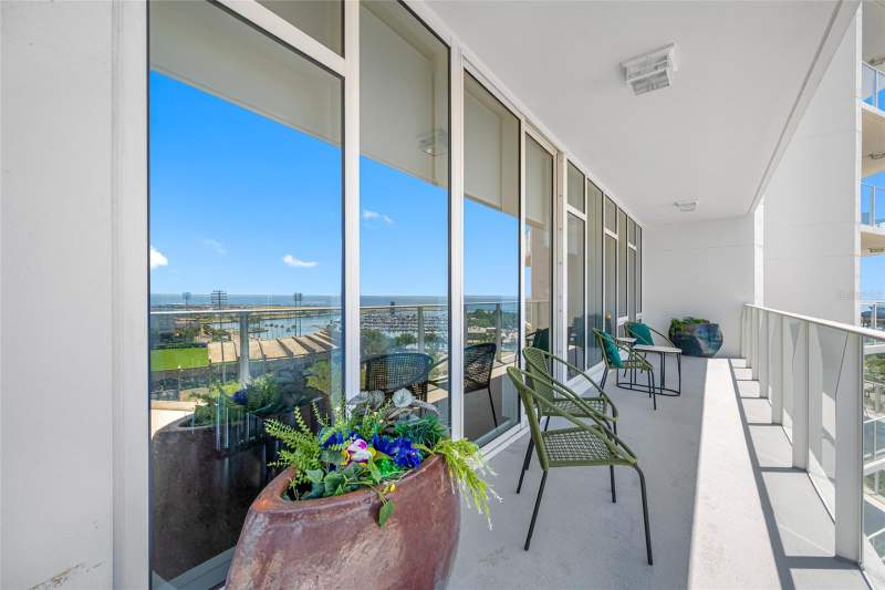 2 bedroom Condominium at 175 1st Street #1204, Signature Place Condo, St Petersburg — photo 4