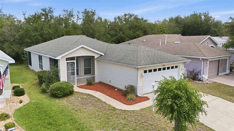 3 bedroom Single Family Residence at 4962 Rainbow Trout Road, Tavares Royal Harbor Ph 05, Tavares — photo 2