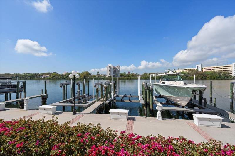 bedroom Dock-Rackominium at 0 Seddon Cove Way #19, Harbor Island Marina Ph 1, Tampa — photo 2