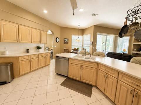 7552 River Country Drive, Weeki Wachee FL - photo 12 of 39