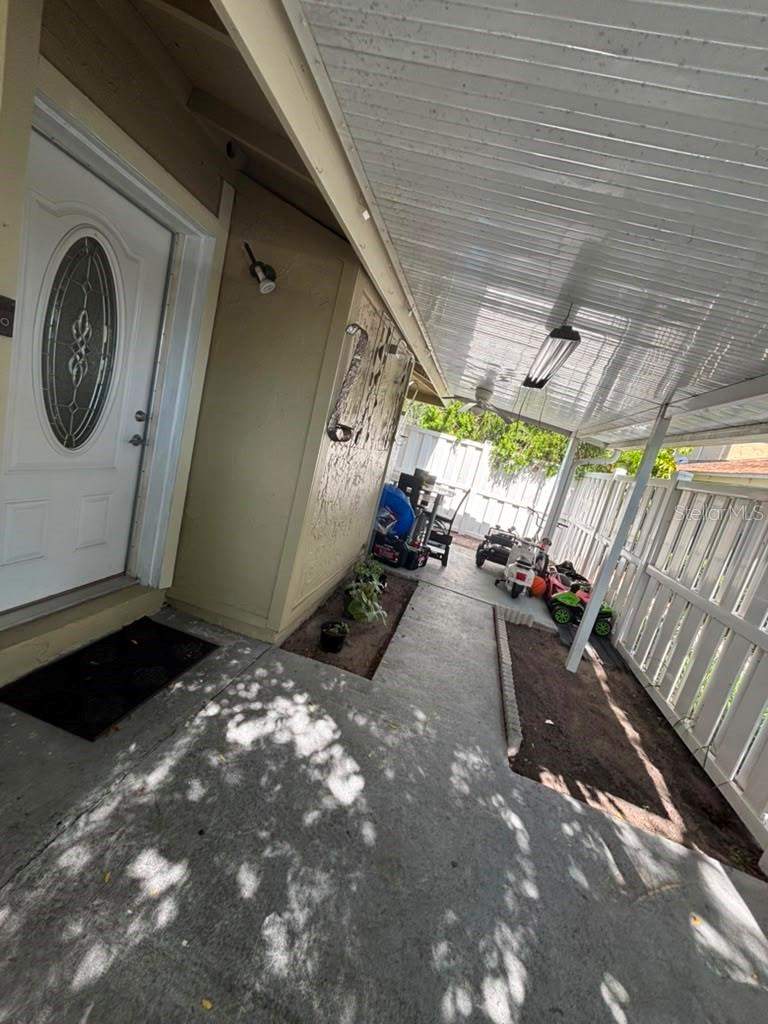 2 bedroom Villa at 7310 Baja Court, Morganwoods Garden Hms Un 4, Tampa — photo 3