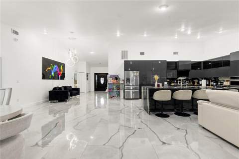 8019 N Gomez Avenue, Tampa FL - photo 6 of 6