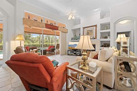 9250 Mississippi Run, Weeki Wachee FL - photo 10 of 88