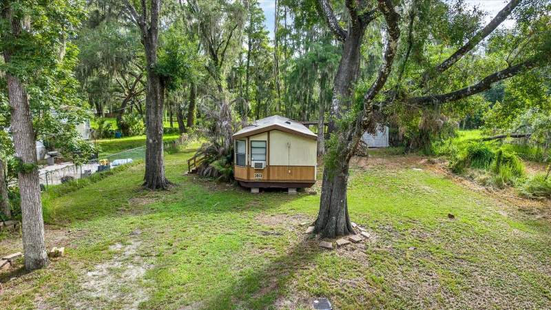 3913 ALAFIA BOULEVARD home for sale in Alafia Estates