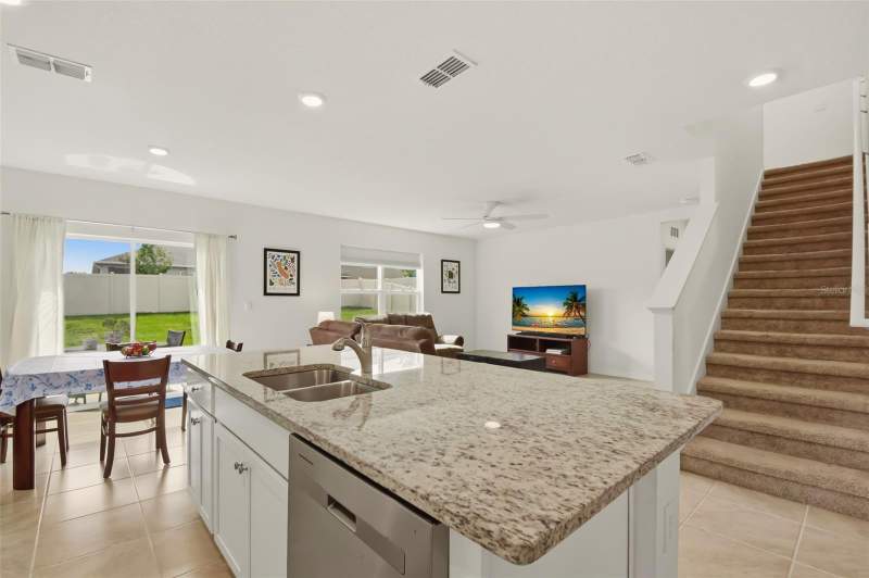 5 bedroom Single Family Residence at 33428 Country House Drive, Sorrento Pines Ph 1A, Sorrento — photo 4