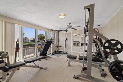 4933 Shell Stream Boulevard, New Port Richey FL - photo 22 of 76