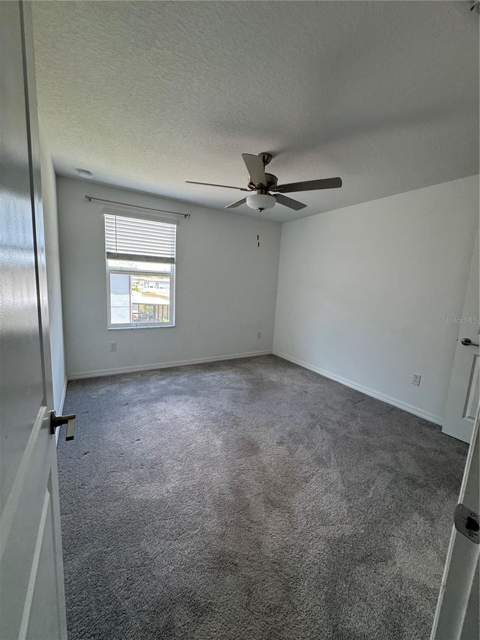 36569 Smithfield Lane, Zephyrhills FL - photo 10 of 30