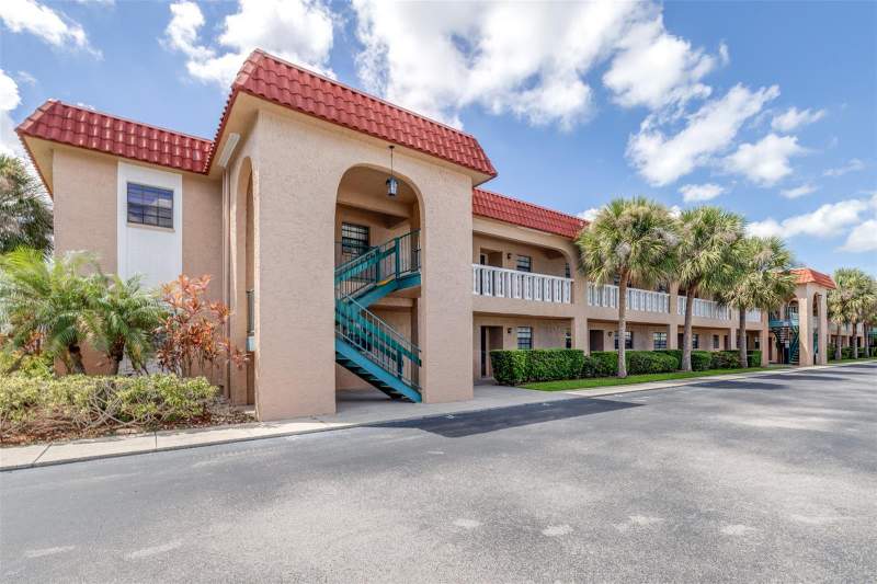 Bel-Forest Manor Condo