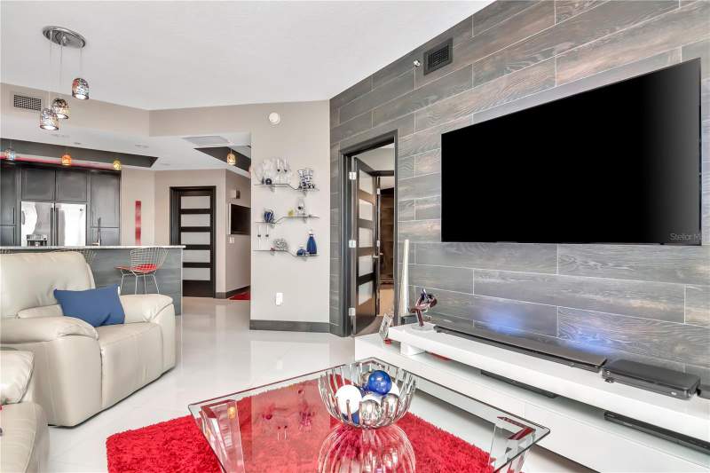 2 bedroom Condominium at 449 S 12th Street #1006, Towers Of Channelside Condomin, Tampa — photo 3