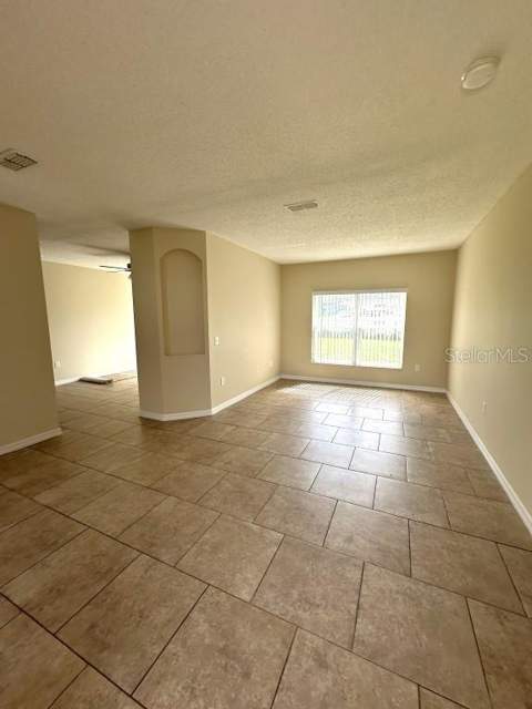 929 Gloucester Court, Kissimmee FL - photo 6 of 31