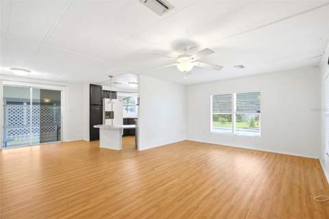 8819 Sheldon West Drive, Tampa FL - photo 16 of 43