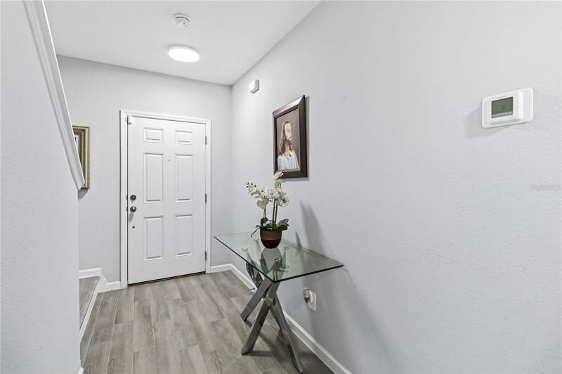 3 bedroom Townhouse at 385 Cape Honeysuckle Place, Towns At Lake Monroe Commons, Sanford — photo 4