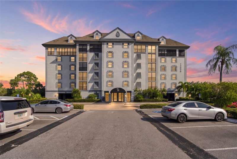 3 bedroom Condominium at 14820 Rue De Bayonne #202, Chateau Bayonne Condo, Clearwater — photo 1