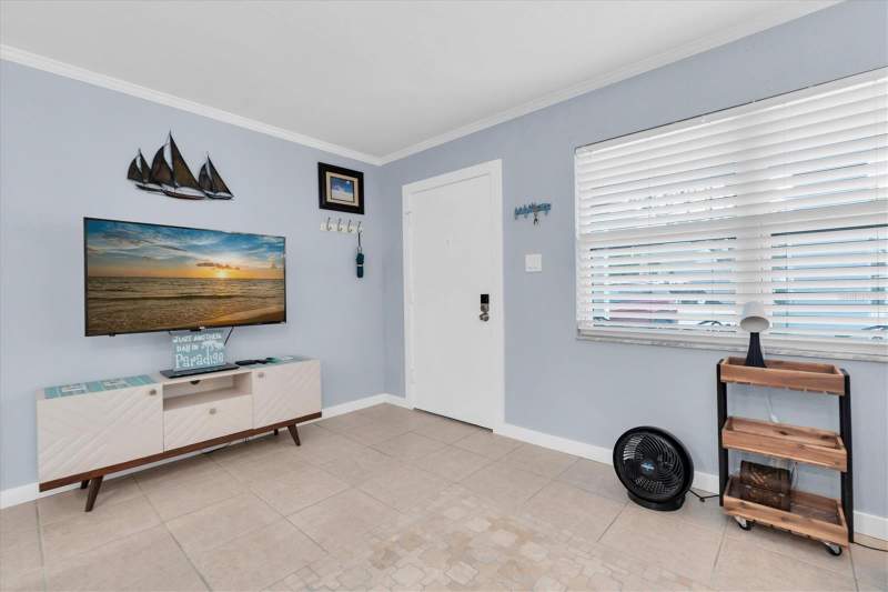 1 bedroom Condominium at 8800 Blind Pass Road #4, Norwood The Condo, St Pete Beach — photo 4