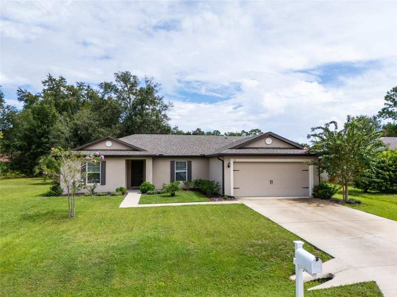 3 bedroom Single Family Residence at 11 Prosperity Lane, Palm Coast Sec 24, Palm Coast — photo 1