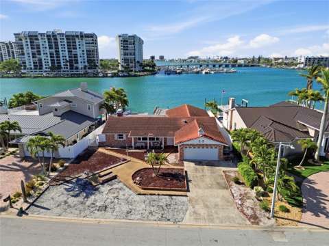 4 Bellevue Drive, 4-bedroom for sale in Treasure Island