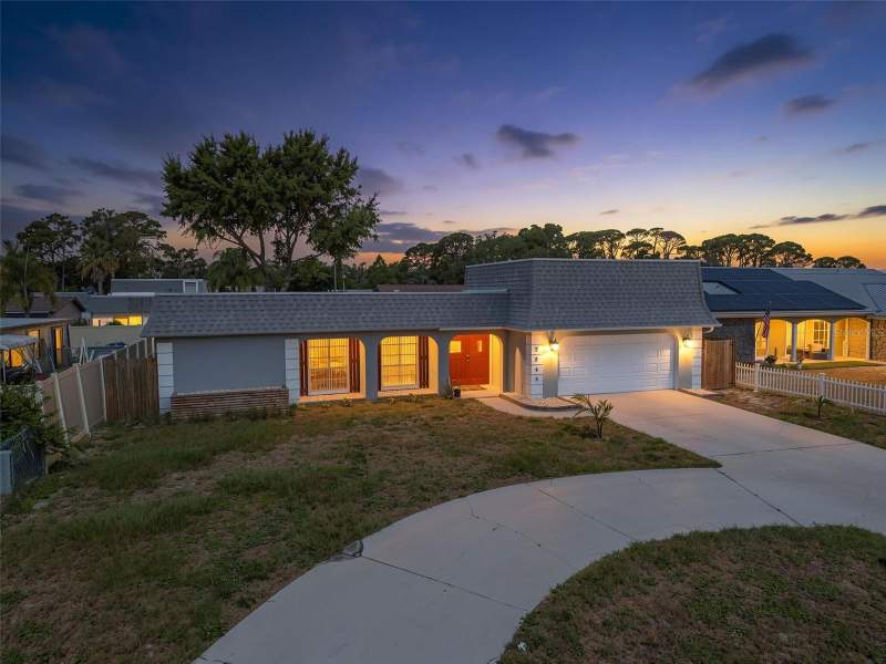 3 bedroom Single Family Residence at 3543 Rockaway Drive, Beacon Square, Holiday — photo 2