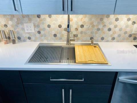 5200 Brittany Drive #204, St Petersburg FL - photo 8 of 70