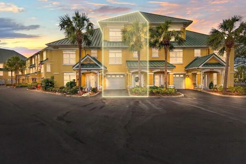 4 bedroom Townhouse at 6319 Sunset Bay Circle, Sunset Bay Twnhms, Apollo Beach — photo 2