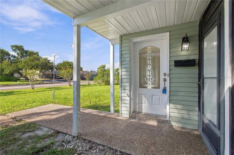 3 bedroom Single Family Residence at 10312 Lake Carroll Way, Carrollwood Sub Unit 2, Tampa — photo 2