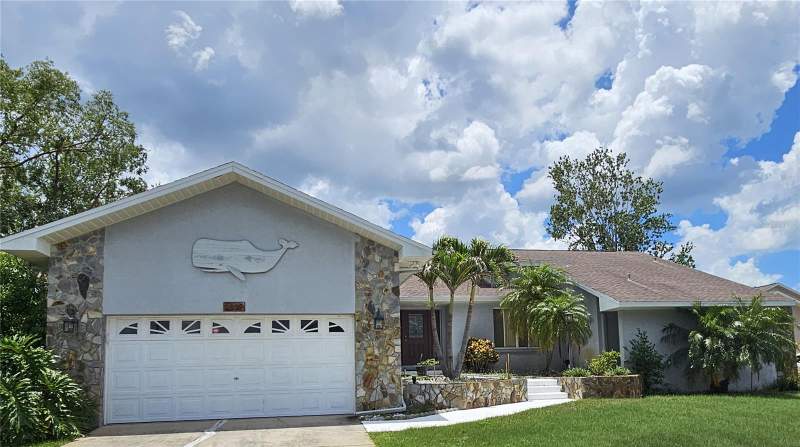 4 bedroom Single Family Residence at 2210 Bayou Drive, Baileys Bluff Estates, Holiday — photo 3