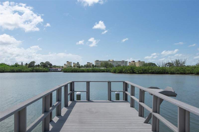 2 bedroom Villa at 382 Boca Ciega Point Boulevard, Boca Ciega Point East, St Petersburg — photo 3