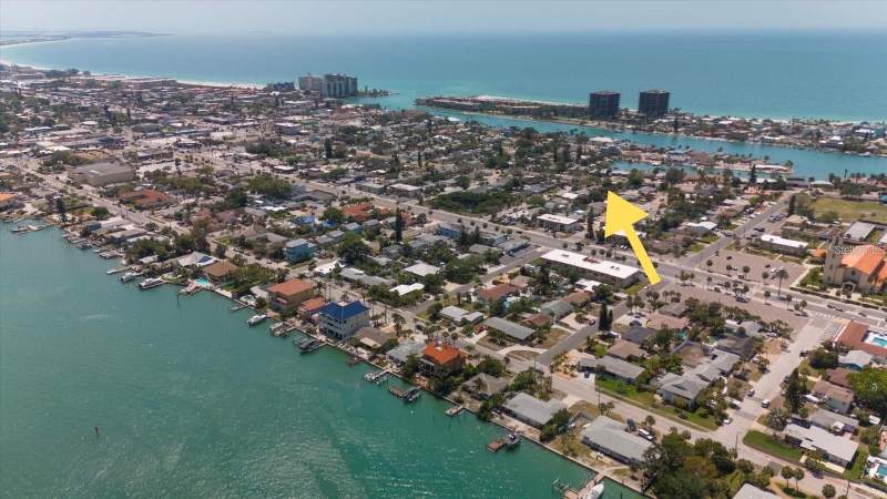 2 bedroom Single Family Residence at 469 80TH WAY, ST PETERSBURG BEACH NORTH UNIT 4, ST PETE BEACH — photo 2