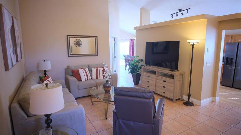 3 bedroom Single Family Residence at 2135 Cobblefield Circle, Cobblefield, Apopka — photo 3