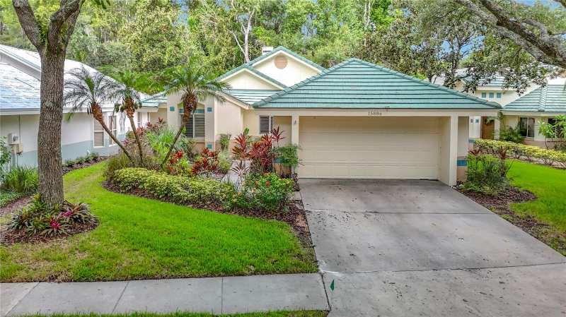 3 bedroom Single Family Residence at 15886 Sanctuary Drive, Tampa Palms Unit 4B Rep Of, Tampa — photo 1