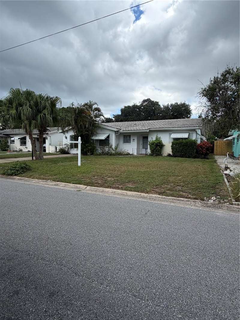 2 bedroom Single Family Residence at 29768 67th Street, Curlew City, Clearwater — photo 1