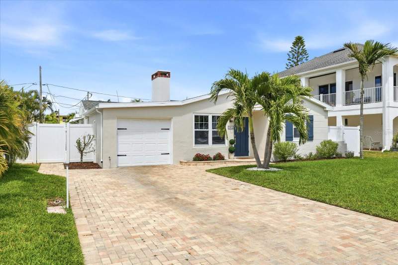 2 bedroom Single Family Residence at 105 3rd Street, Belleair Beach, Belleair Beach — photo 5