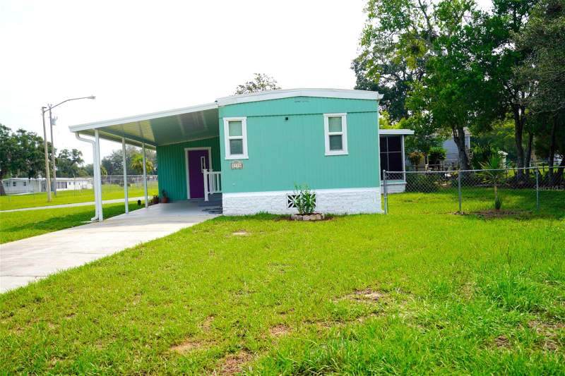 2 bedroom Manufactured Home at 8114 Western Circle Drive, High Point Mh Sub, Brooksville — photo 4