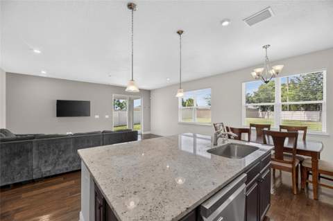 12234 Blue Pacific Drive, Riverview FL - photo 15 of 74
