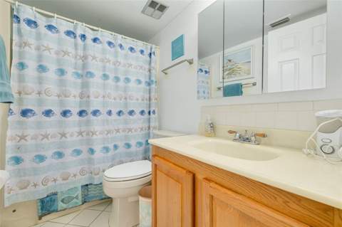 2476 Laurelwood Drive #C, Clearwater FL - photo 17 of 22