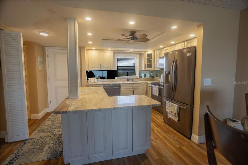 1 bedroom Condominium at 4525 Cove Circle #1107, Concord Towers Condo, St Petersburg — photo 3