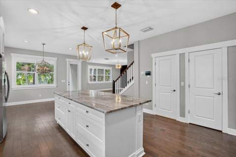 3615 W Renellie Circle, Tampa FL - photo 12 of 53