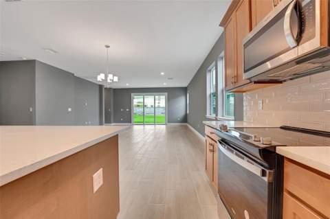 985 Fiesta Key Circle, Lady Lake FL - photo 12 of 56