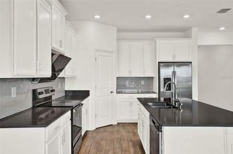 8114 Sayings Drive, Winter Garden FL - photo 8 of 56