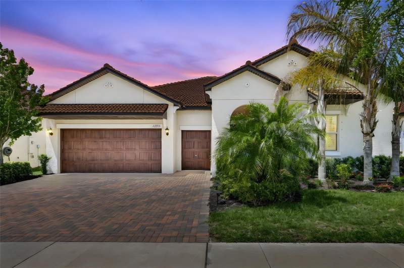 3 bedroom Single Family Residence at 16955 Scuba Crest Street, Forest Brooke Active Adult Ph, Wimauma — photo 2