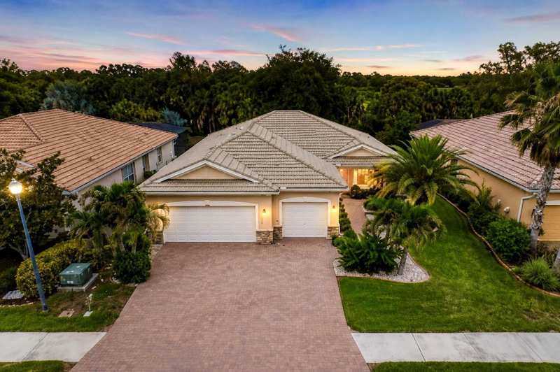 3 bedroom Single Family Residence at 1986 Mesic Hammock Way, Stoneybrook At Venice, Venice — photo 1
