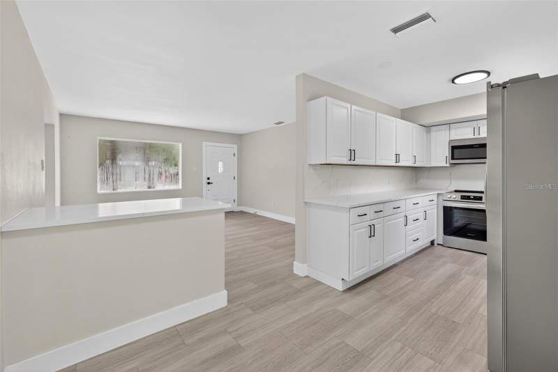 3 bedroom Single Family Residence at 413 Country Club Drive, Oldsmar Country Club Estates Sec 2, Oldsmar — photo 5