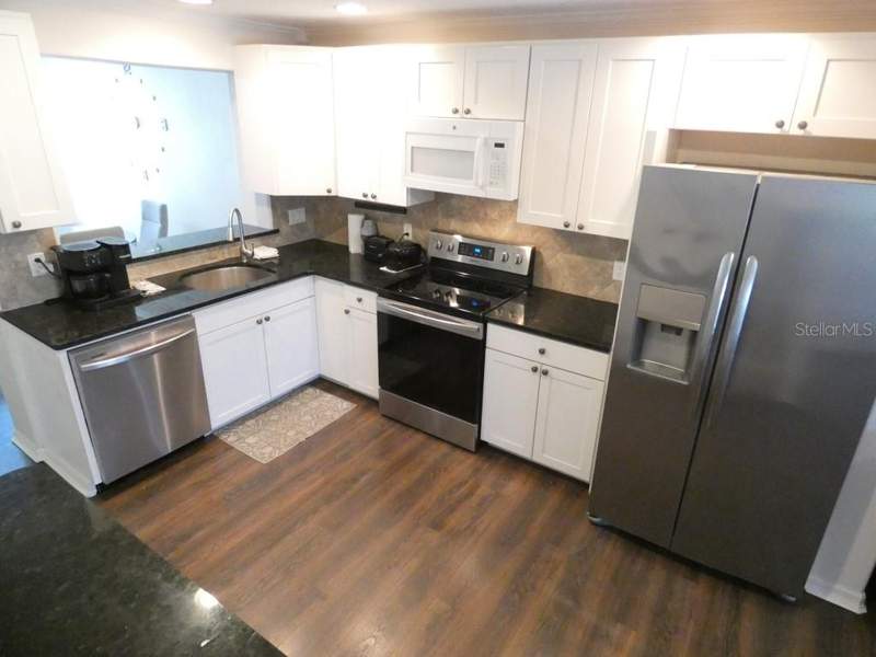 2 bedroom Townhouse at 2554 Sea Wind Way, Townhome Manors Of, Clearwater — photo 2