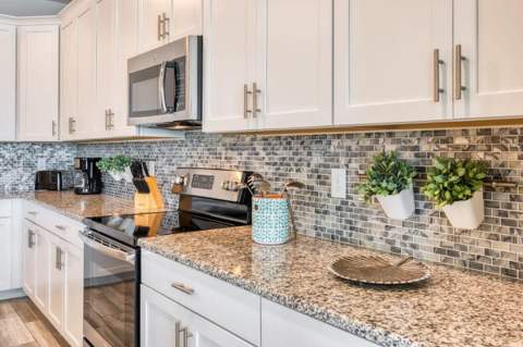 4793 Kings Castle Circle, Kissimmee FL - photo 8 of 51